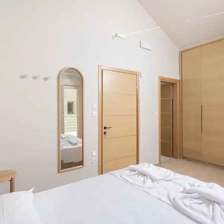 Villa The View - Beachfront, 5 Bedrooms, Bbq, View *