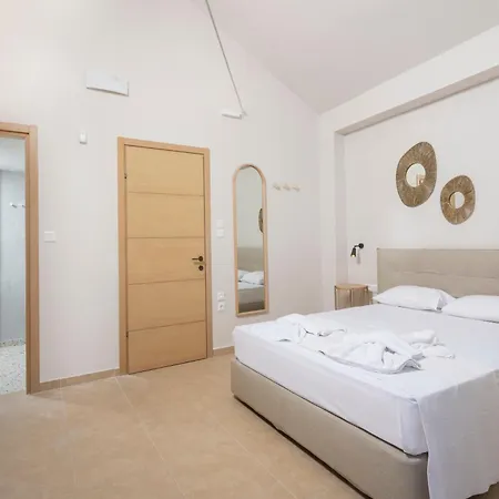 Villa The View - Beachfront, 5 Bedrooms, Bbq, View Pefkochori