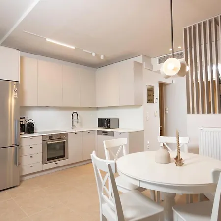 The View - Beachfront, 5 Bedrooms, Bbq, View Villa