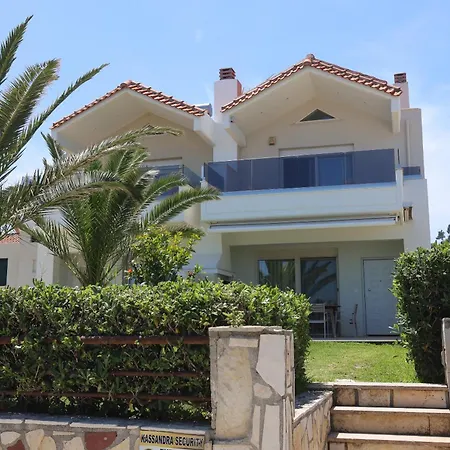 The View - Beachfront, 5 Bedrooms, Bbq, View Villa