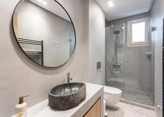 The View - Beachfront, 5 Bedrooms, Bbq, View *