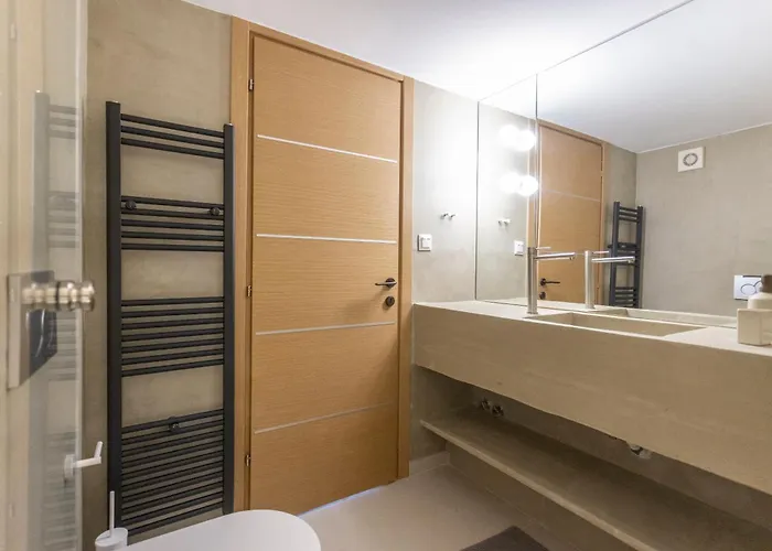 The View - Beachfront, 5 Bedrooms, Bbq, View ペフコホリ