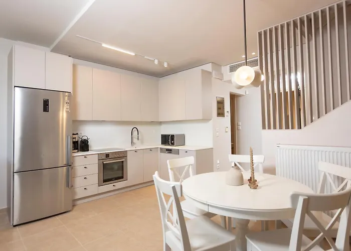 The View - Beachfront, 5 Bedrooms, Bbq, View Villa