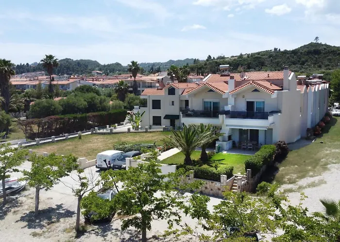 Villa The View - Beachfront, 5 Bedrooms, Bbq, View